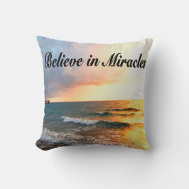 COJÍN DECORATIVO BELLA CREENCIA EN EL DISEÑO DE MIRACLES SUNRISE