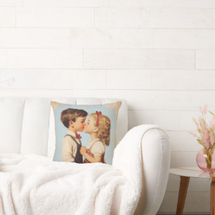 Cojín Decorativo Beso de amor infantil vintage