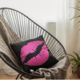 Cojín Decorativo Beso de Labial Ombre Negro y Rosa