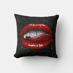 Cojín Decorativo Beso Sangriento Rato