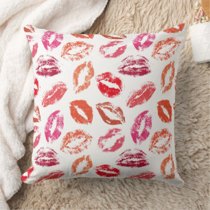 Cojín Decorativo Besos con patrón de lápiz labial rojo y rosa