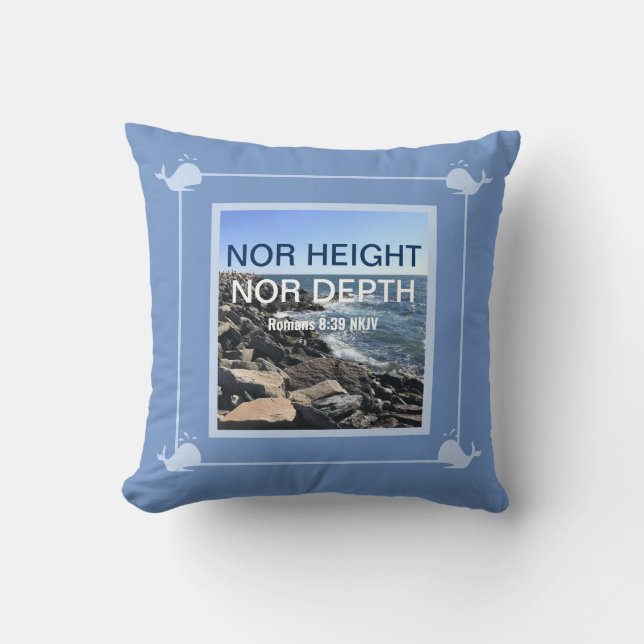 Cojín Decorativo Biblia inspiradora frente a olas del mar Azul (Anverso)