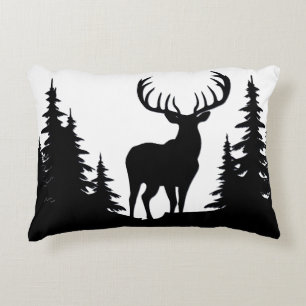 Cojín Decorativo Big Buck Entre El Vector De Árbol De Pino