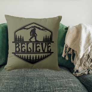 Cojín Decorativo BigFoot Sasquatch Divertido Squatchy Bosque Vintag