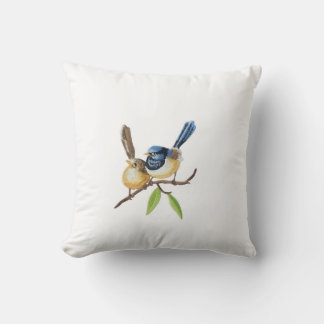 Cojín Decorativo Bird  throw pillows imitating embroidery effects