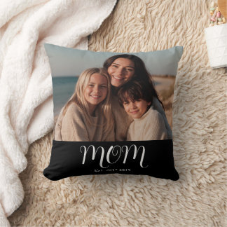 Cojín Decorativo Black Graceful Script Mom Established Photo
