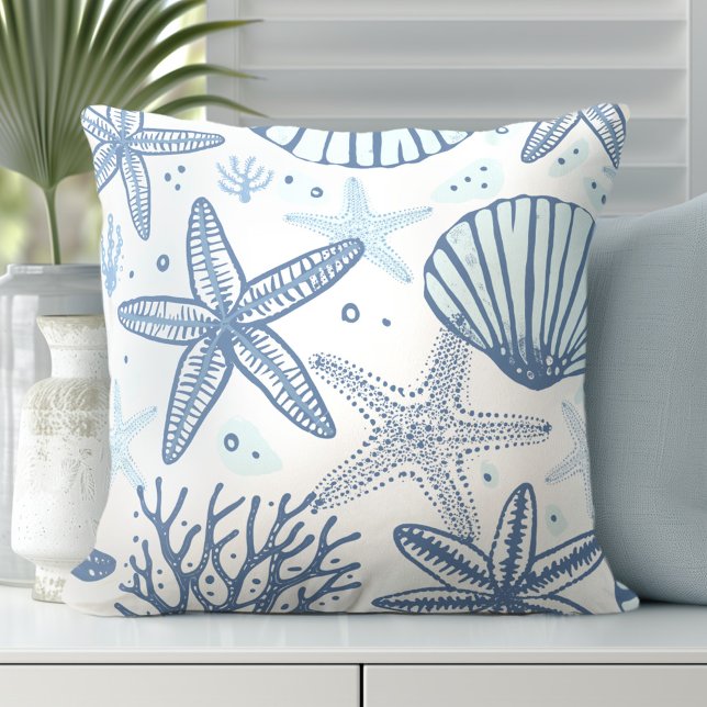 Cojín decorativo blanco azul Starfish (Discover Gorgeous Coastal Throw Pillows by Totally Coast.)
