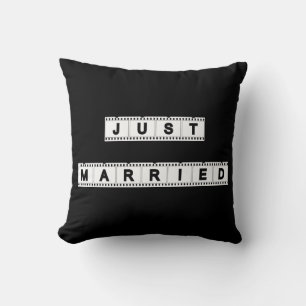 Cojín Decorativo Blanco negro recién casado
