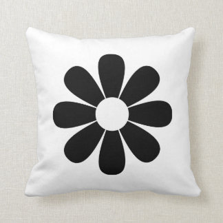 Cojín decorativo blanco y negro de la margarita