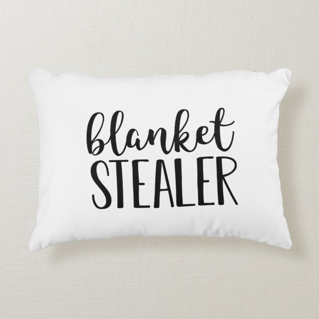 Cojín Decorativo Blanket Stealer (Anverso)