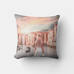 Cojín Decorativo Blondie En La Venecia Romántica