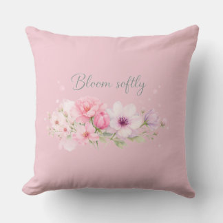 Cojín Decorativo Bloom Softly – Floral Acuarela Pastel