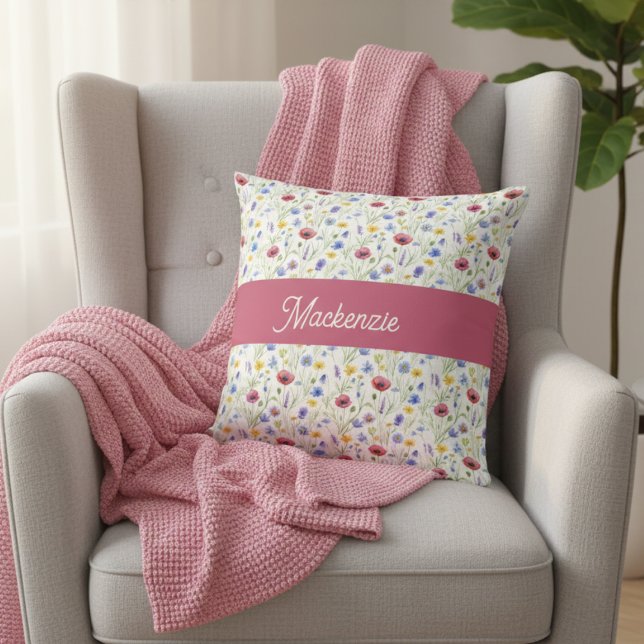 Cojín Decorativo Blue Pink Wildflower Botanical Monogram Name (Subido por el creador)
