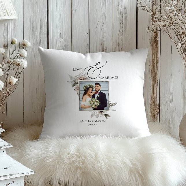 Cojín Decorativo Boda de acuarela floral romántica (Photo Romantic Floral Watercolor Wedding Throw Pillow)