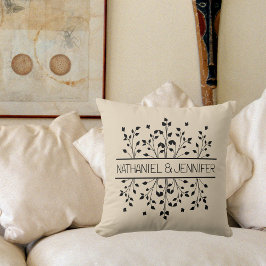 Cojín Decorativo Boda de Monograma de Marco Floral Negro y Broncead