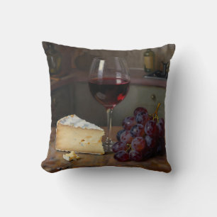 Cojín Decorativo Bodegón realista de queso y uvas con vino tinto