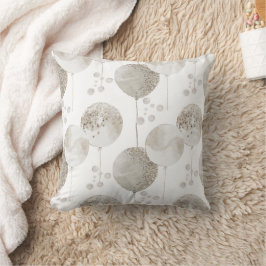 Cojín Decorativo Boho en Neutral: Pilares de guardería con globos