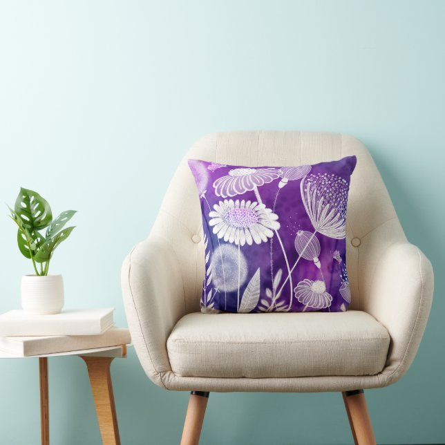 Cojín Decorativo Bold Purple and Violet Wild Flower Art (Silla)