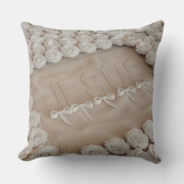 Cojín decorativo Bordado JESÚS - 3D Render Beige