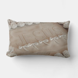 Cojín decorativo Bordado JESÚS - 3D Render Beige