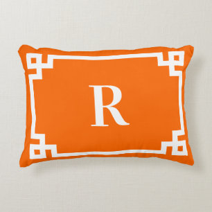 Cojín Decorativo Borde de Clave Griega Naranja Brillante y Blanco c
