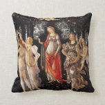 Cojín decorativo Botticelli Primavera<br><div class="desc">Botticelli Primavera tire almohada. Pintura de aceite en el panel de 1482. Sandro Botticelli fue uno de los grandes artistas del Renacimiento temprano, famoso por sus exuberantes figuras y el vibrante uso del color. Primavera es una de sus pinturas más famosas y queridas, en la que se ve la personificación...</div>