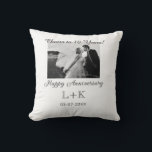 Cojín Decorativo Brindis por 10 años feliz aniversario agregar foto<br><div class="desc">Diseño para pareja de enamorados</div>