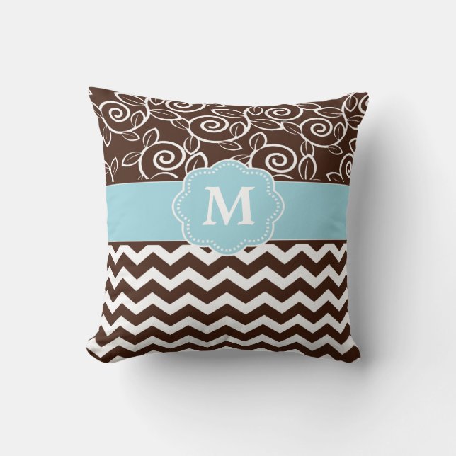 Cojín Decorativo Brown oscuro y monograma azul claro de Chevron (Anverso)