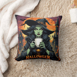 Cojín Decorativo Bruja con piel verde bebiendo té en Halloween