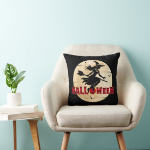 Cojín Decorativo Bruja de Halloween en Escoba