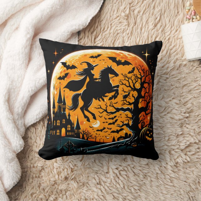 Cojín Decorativo Bruja montando un caballo contra una luna de Hallo (Manta)