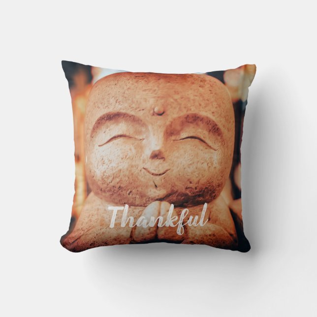 Cojín Decorativo Buda sonriente agradecido (Anverso)