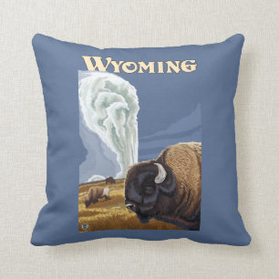 Cojín Decorativo Búfalo por el poster fiel viejo del viaje del