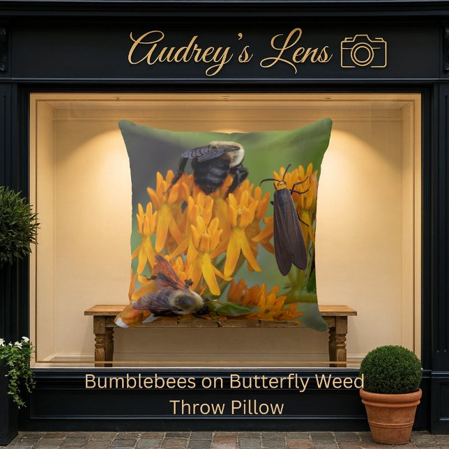 Cojín Decorativo Bumblebee on Butterfly Weed (Subido por el creador)