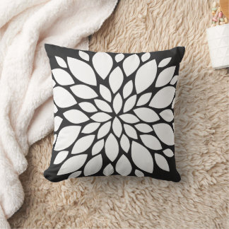 Cojín Decorativo Burst floral gris blanco y oscuro