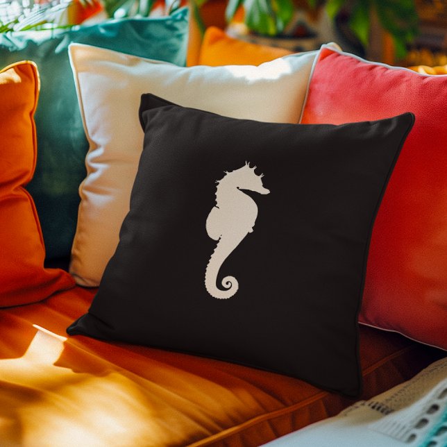 Cojín Decorativo Caballito de mar blanco y negro (Black and White Seahorse Throw Pillow)