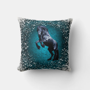Cojín Decorativo Caballo frisón, semental negro, nieve, azul