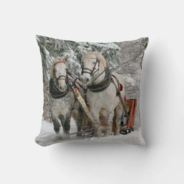 Cojín Decorativo Caballos Borrando Sleigh (Anverso)
