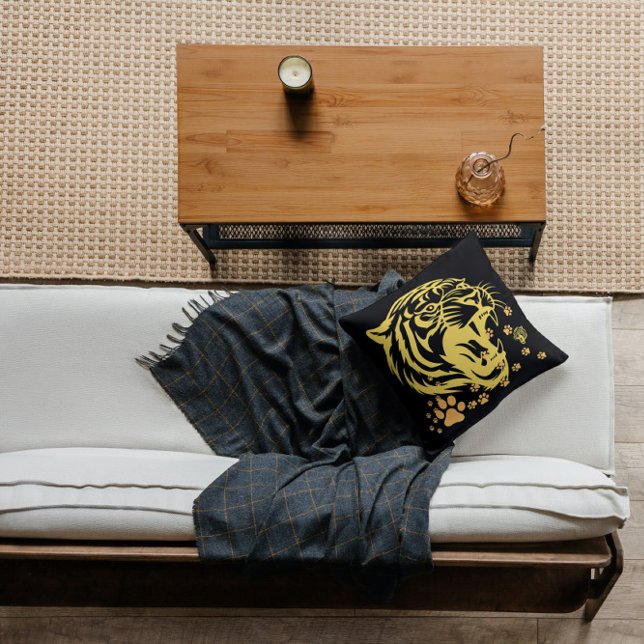 Cojín Decorativo Cabeza de tigre manchas rojas negro (Subido por el creador)