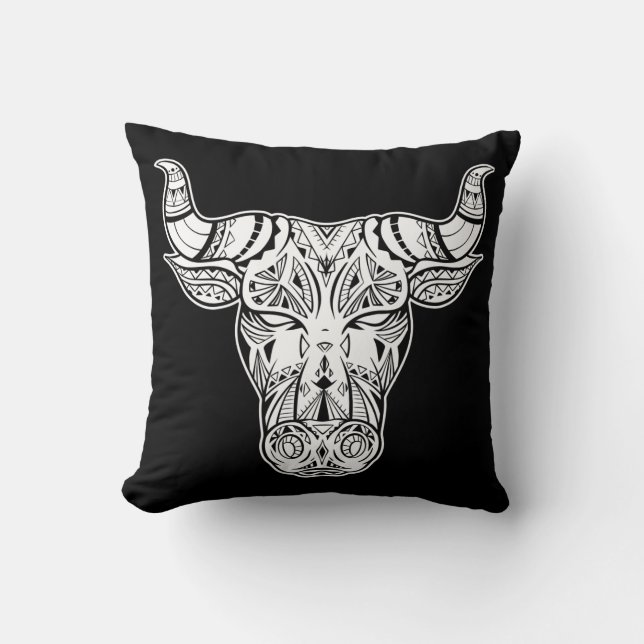 Cojín Decorativo Cabeza de toro con decoración de boho (Anverso)