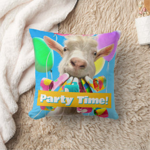 Cojín Decorativo Cabra con Sopladores de Fiesta