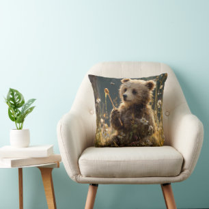 Cojín Decorativo Cachorro de Oso con Miel en un Prado de Flores Sil