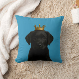 Cojín Decorativo Cachorro negro de labrador en copa de oro