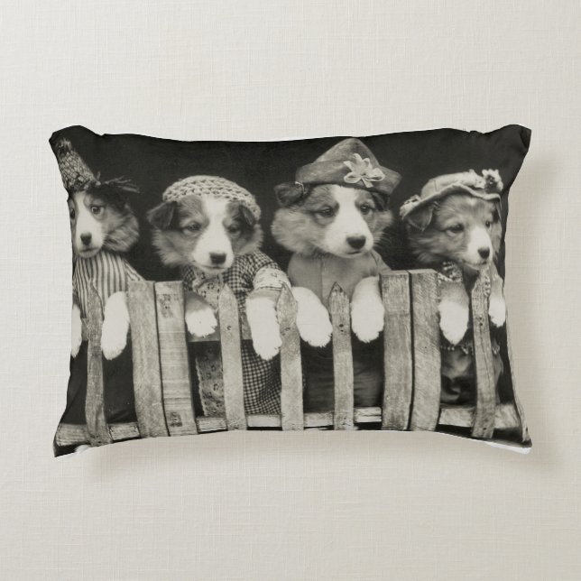 Cojín Decorativo Cachorros en la cerca (Anverso)