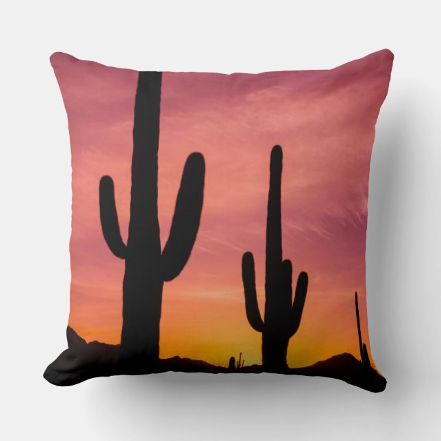 Cojín Decorativo Cactus de Saguaro al amanecer, Arizona (Anverso)