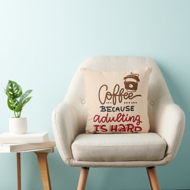 Cojín Decorativo Café Porque Adultar Es Difícil (Silla)
