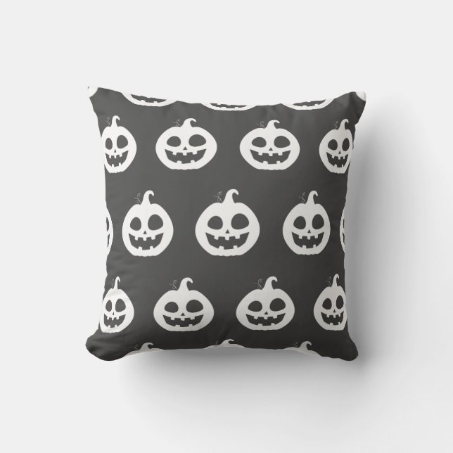 Cojín Decorativo Calabaza espeluznante con fondo gris (Anverso)