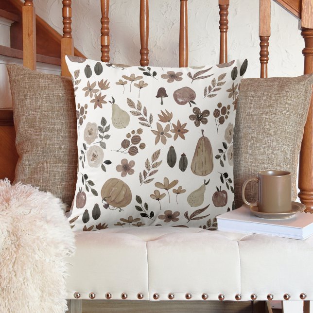Cojín Decorativo Calabazas y follaje de cosecha otoñal apagadas (Autumn Harvest Pumpkins and Foliage Throw Pillow in Muted Colors)
