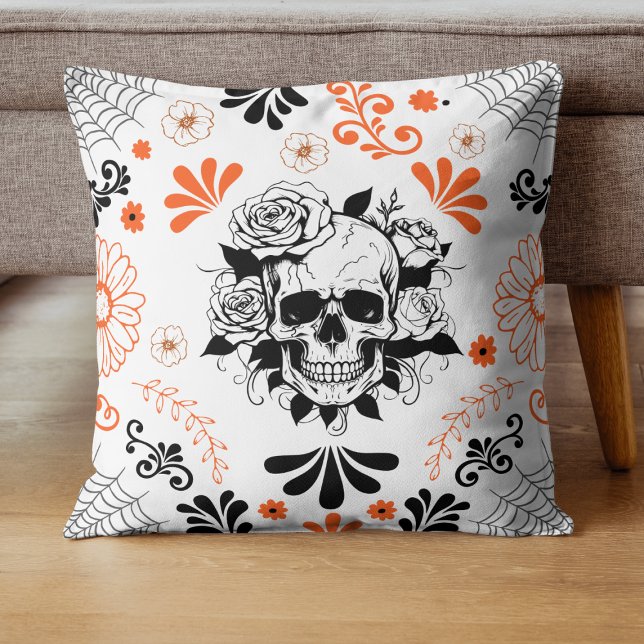 Cojín Decorativo Calavera gótica y Rosas lanzan floral de Halloween (Subido por el creador)