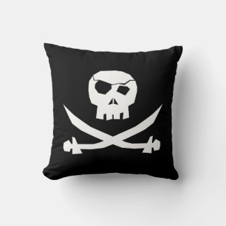 Cojín Decorativo + Calavera pirata +